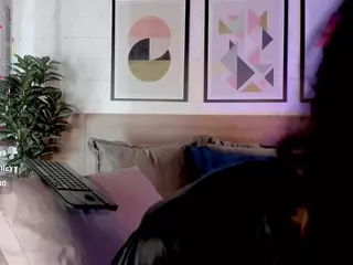 Luna Ruso's Live Sex Cam Show