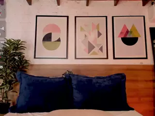 Luna Ruso's Live Sex Cam Show