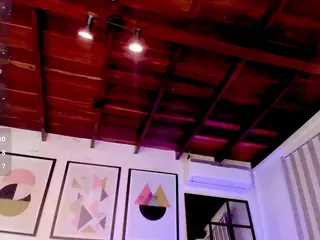 Luna Ruso's Live Sex Cam Show