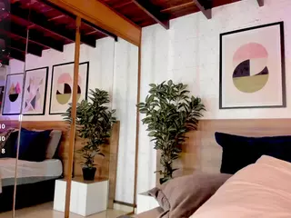 Luna Ruso's Live Sex Cam Show