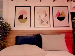 Luna Ruso's Live Sex Cam Show