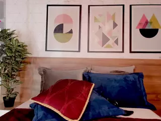 Luna Ruso's Live Sex Cam Show