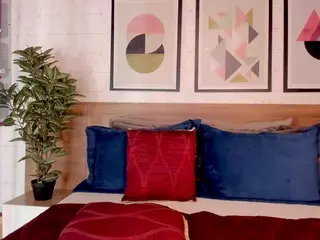 Luna Ruso's Live Sex Cam Show