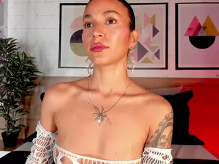 Luna Ruso's Live Sex Cam Show