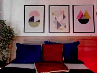 Luna Ruso's Live Sex Cam Show