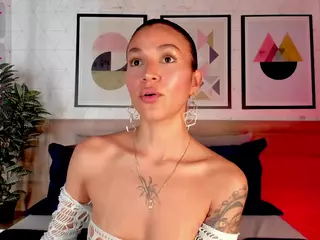 Luna Ruso's Live Sex Cam Show