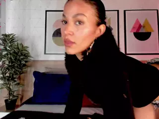 Luna Ruso's Live Sex Cam Show