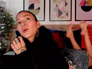 Luna Ruso's Live Sex Cam Show