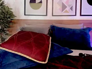 Luna Ruso's Live Sex Cam Show