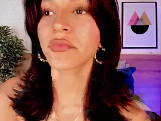 Luna Ruso's Live Sex Cam Show
