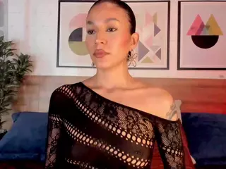 Luna Ruso's Live Sex Cam Show