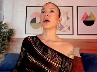 Luna Ruso's Live Sex Cam Show