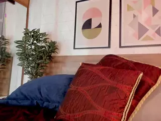Luna Ruso's Live Sex Cam Show