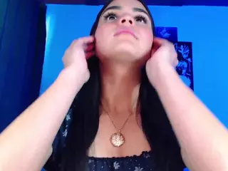 ariel-zoe's Live Sex Cam Show
