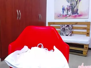 Mature Lily's Live Sex Cam Show