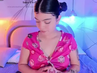 Valeria's Live Sex Cam Show