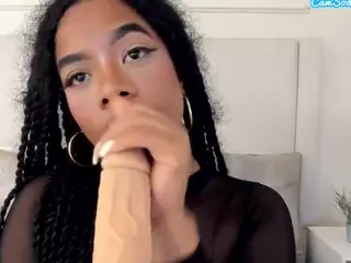 Abril-Taylorr's Live Sex Cam Show