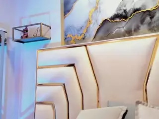 Hanna Petit's Live Sex Cam Show