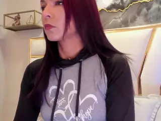 Hanna Petit's Live Sex Cam Show