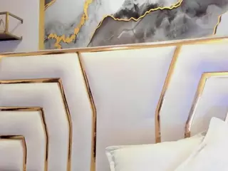 Hanna Petit's Live Sex Cam Show