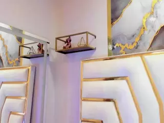 Hanna Petit's Live Sex Cam Show
