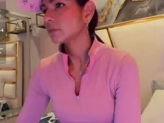 Hanna Petit's Live Sex Cam Show