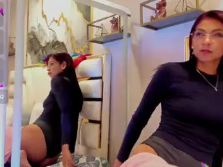 Hanna Petit's Live Sex Cam Show
