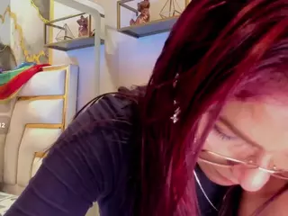 Hanna Petit's Live Sex Cam Show