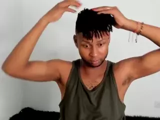 santhi-lee's Live Sex Cam Show