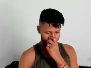 santhi-lee's Live Sex Cam Show