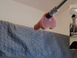 Heavenia's Live Sex Cam Show