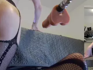 Heavenia's Live Sex Cam Show