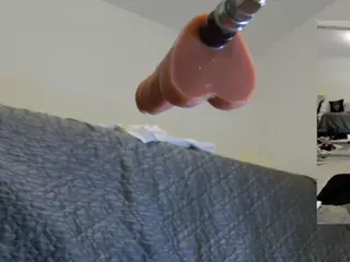 Heavenia's Live Sex Cam Show