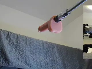 Heavenia's Live Sex Cam Show