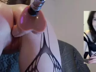 Heavenia's Live Sex Cam Show