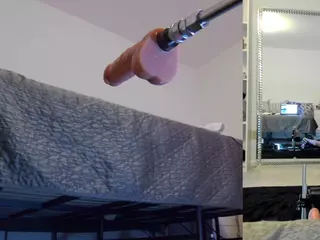 Heavenia's Live Sex Cam Show