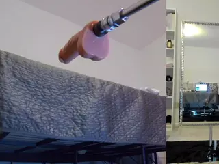Heavenia's Live Sex Cam Show