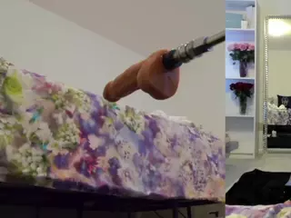 Heavenia's Live Sex Cam Show