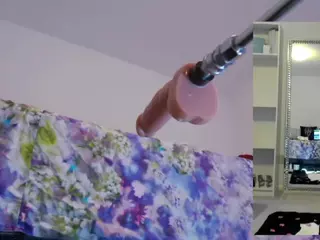 Heavenia's Live Sex Cam Show