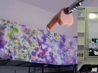 Heavenia's Live Sex Cam Show