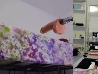 Heavenia's Live Sex Cam Show