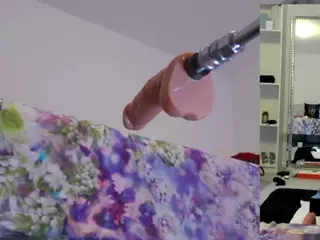 Heavenia's Live Sex Cam Show