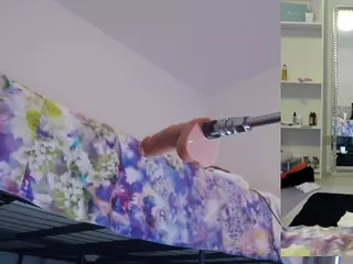 Heavenia's Live Sex Cam Show