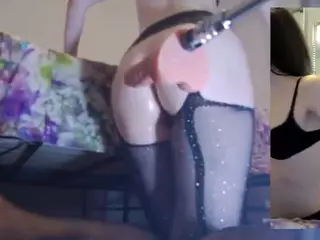 Heavenia's Live Sex Cam Show