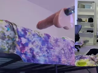 Heavenia's Live Sex Cam Show