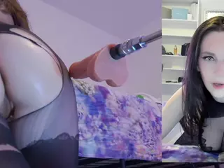 Heavenia's Live Sex Cam Show