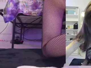 Heavenia's Live Sex Cam Show