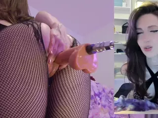 Heavenia's Live Sex Cam Show