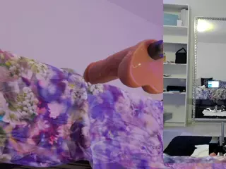 Heavenia's Live Sex Cam Show