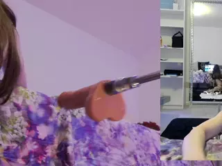 Heavenia's Live Sex Cam Show